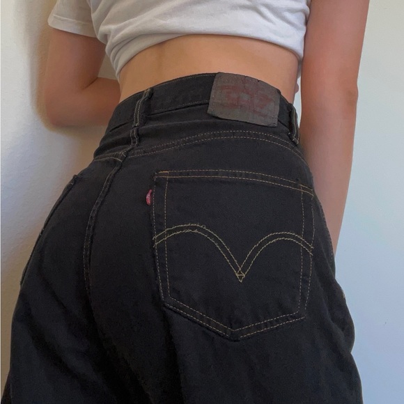 VINTAGE IAMKOKO.LA LEVI’S 550 BLACK REWORKED CRISSCROSS WAISTLINE - Picture 2 of 4